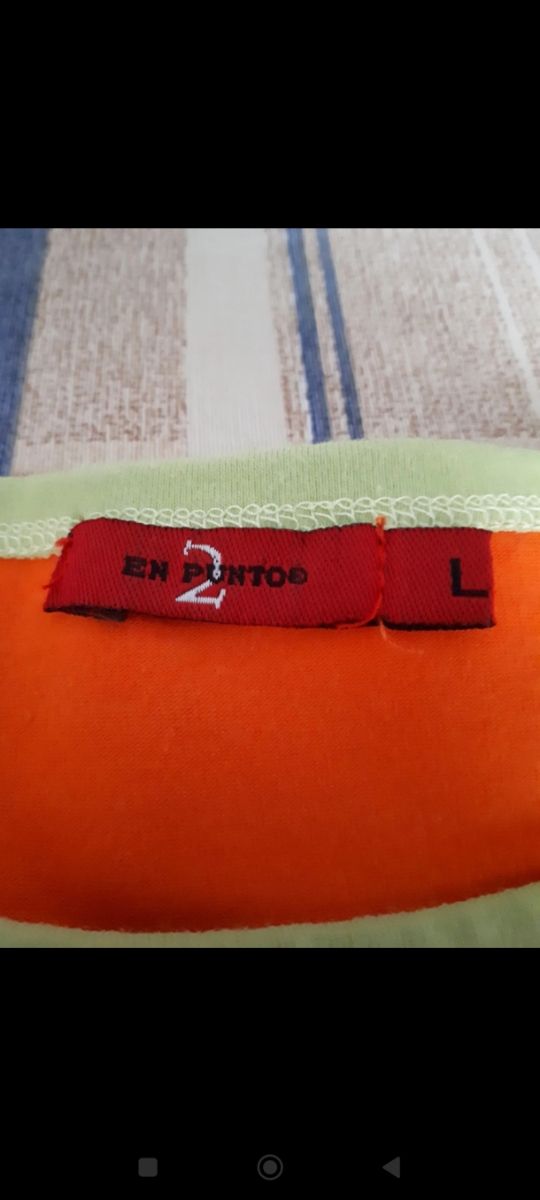 Camiseta manga corta de colores vivos