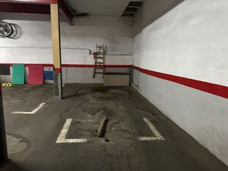 Garaje en venta en Gavarra en Cornellà de Llobregat