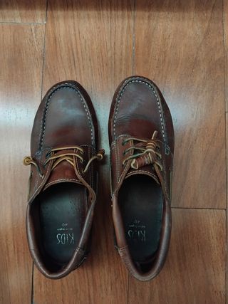 Zapatos náuticos piel marrón talla 40