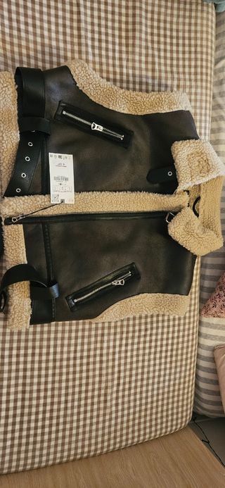 Chaleco corto zara marrón oscuro 