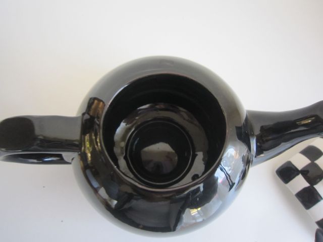 teiera da collezione in ceramica