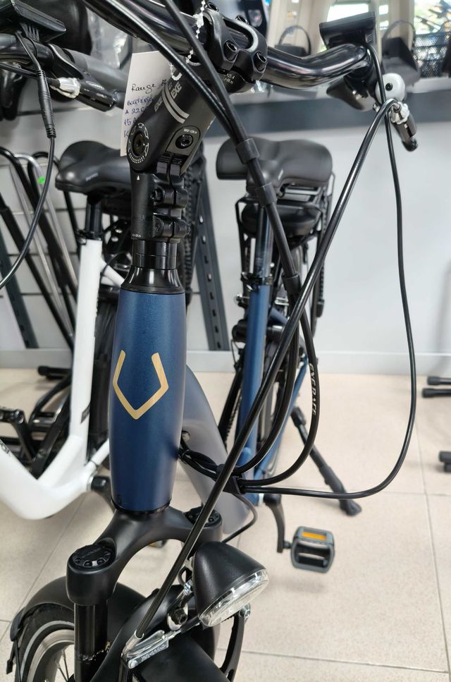 Bicicleta eléctrica urbana 26′′ talla 16,5" azul