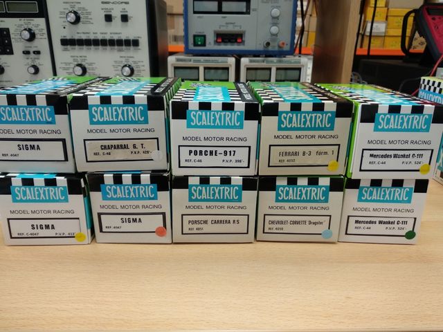 Lote de 10 cajas vacias Scalextric
