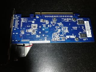 Scheda video ASUS EN210 Silent 512