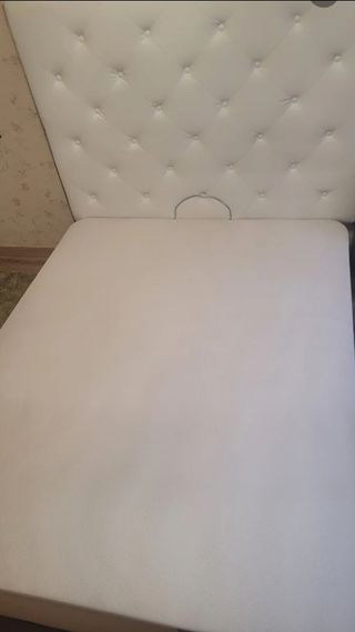 Canapé de 150cm de polipiel blanca