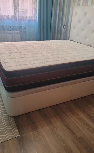 Canapé de 150cm de polipiel blanca