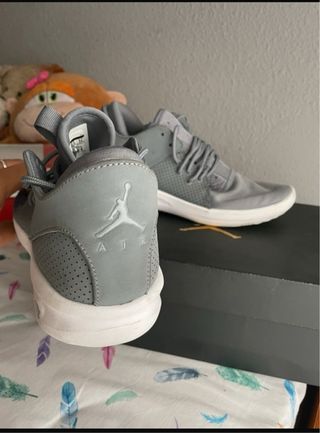 Zapatillas Jordan First Class BG