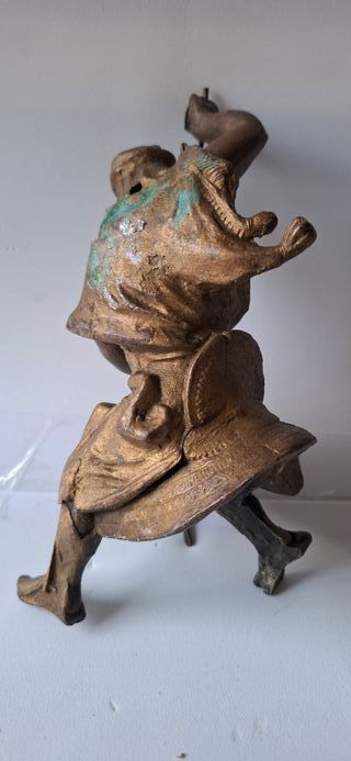 Figura de bronce macizo – 20 cm / 700 g