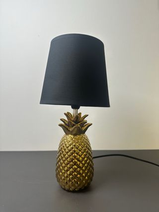 Lampada da tavolo oro e nera