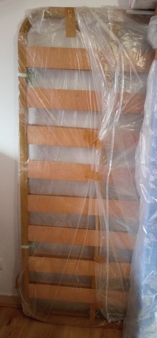 Cama de pino de 90 con somier