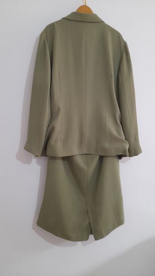 Traje falda primavera