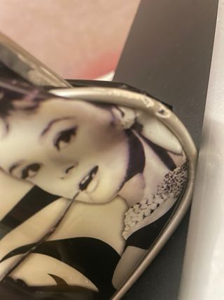 2 monederos de Audrey Hepburn