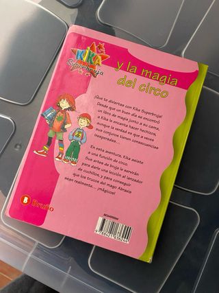 Kika Superbruja y la magia del circo 6
