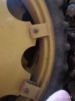 Ruedas finas John deere