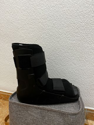 Bota walker inmovilizadora