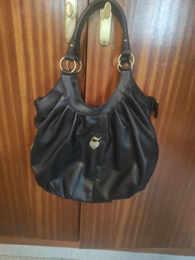 Bolso negro