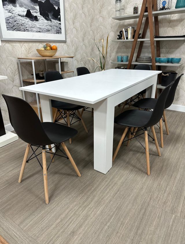 Mesa Extensible + 4 Sillas Modernas !Oferta!