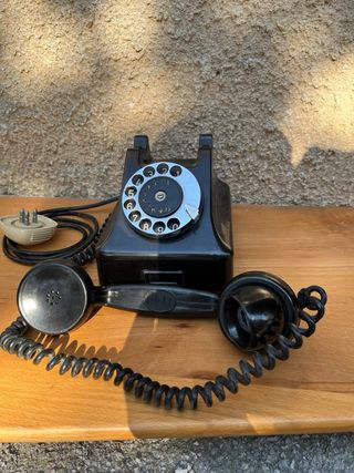 Telefono bachelite