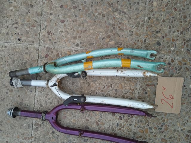 Horquillas de bicicleta de 26 y 24 "