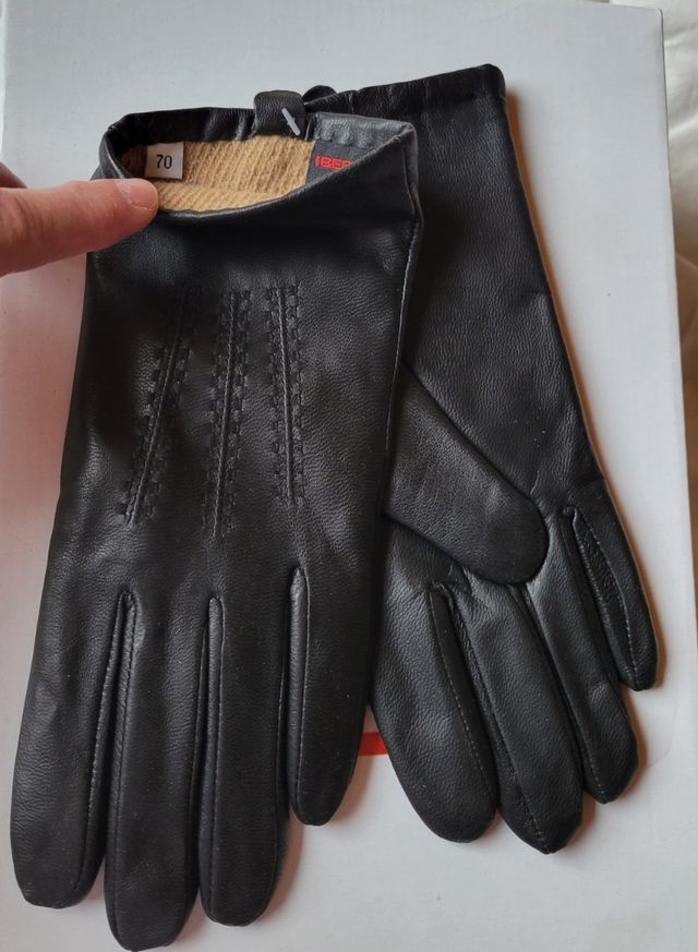 Guantes uniforme azafata Iberia piel