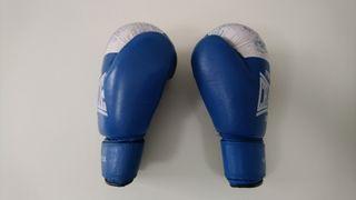 Charlie años 90 F.E.B. 8-OZ Guantes de Boxeo
