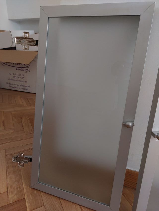 Puertas mueble aluminio y cristal 29.5cm x 57cm es