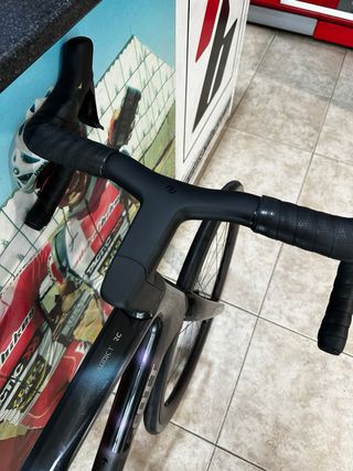 SCOTT ADDICT  RC 10 2025