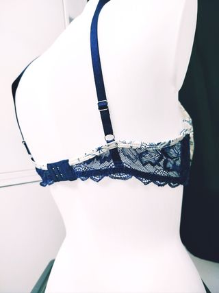 Sujetador estampado celestial