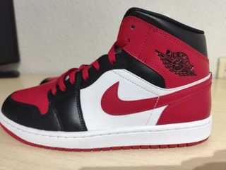 Zapatillas Jordan 1 mid , tallas 44 y  44,5