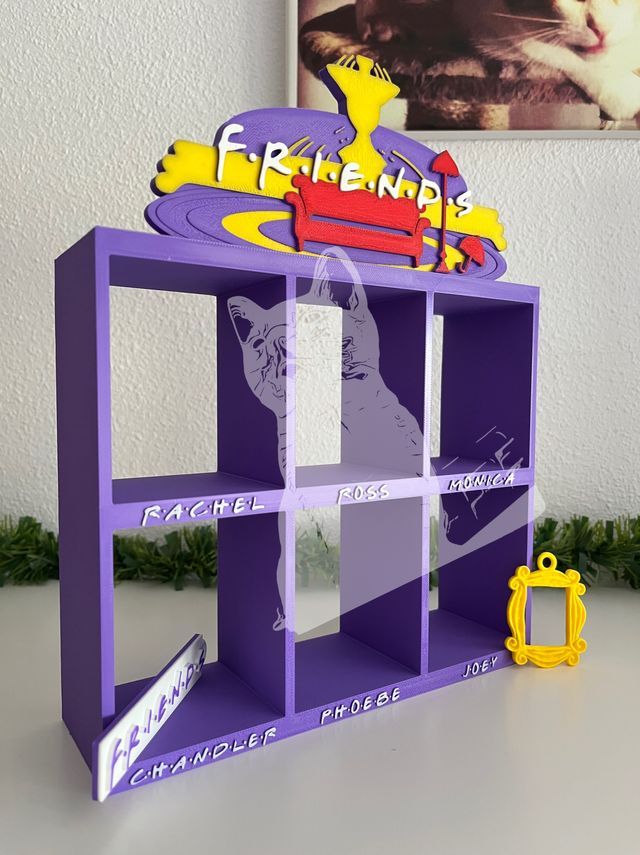 Expositor Funko Friends edición McDonalds