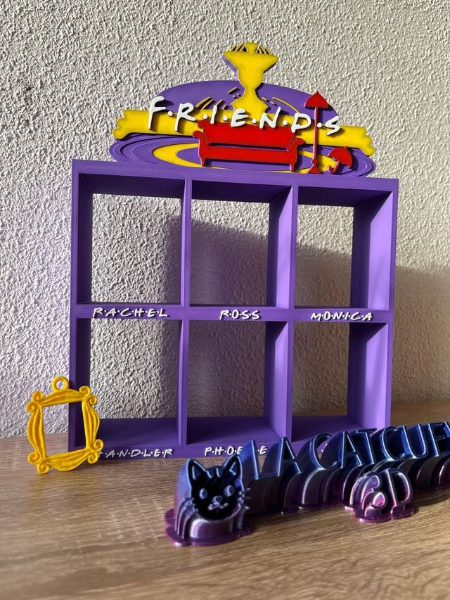 Expositor Funko Friends edición McDonalds