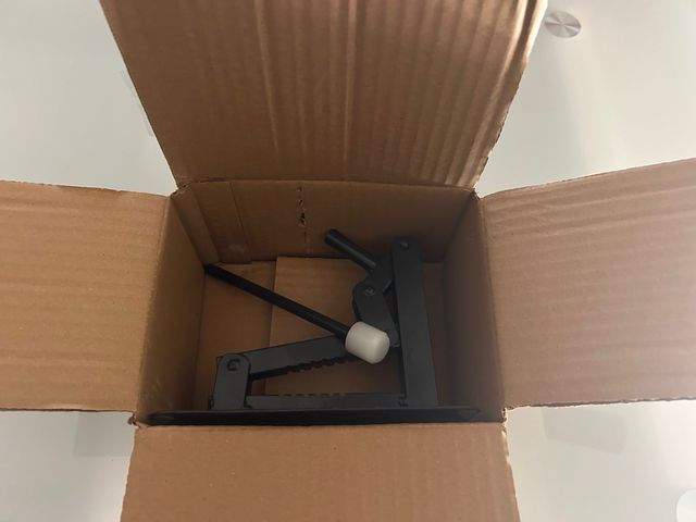 Partidora de almendras y nueces