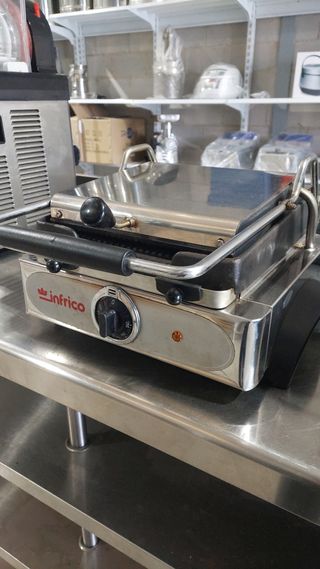 Grill infrico