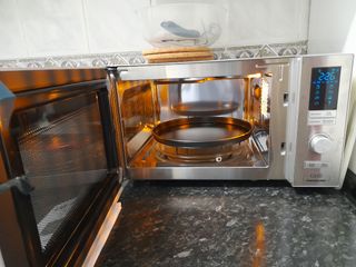 Microondas-grill-horno 25L.Sin estrenar.Ticket