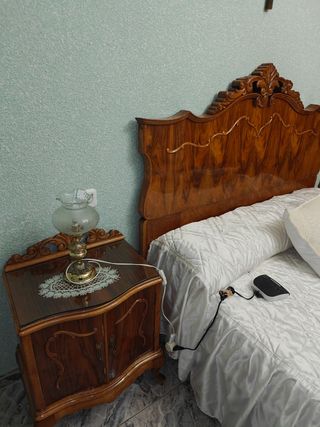 Mesas de noche, cabecero piecero