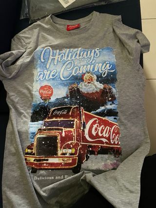 Maglietta con scritta Coca cola