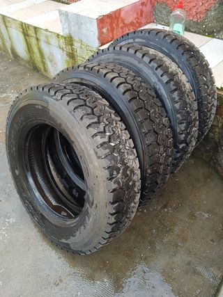 Cubiertas para Remolque o Camión - 205/75 R 17.5.