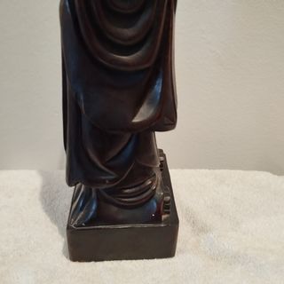 Antigua escultura china de madera tallada