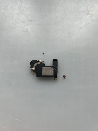 altavoz superior iphone 13