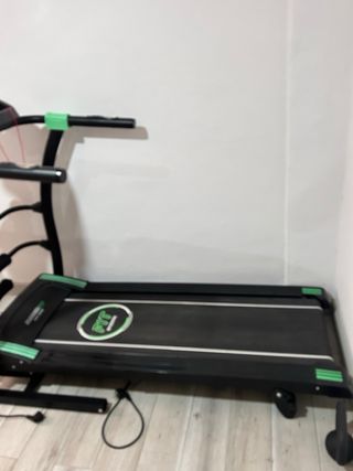 Cinta de correr cecotec con masajeador.