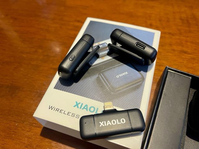 XIAOLO doble micrófono lavalier inalámbrico