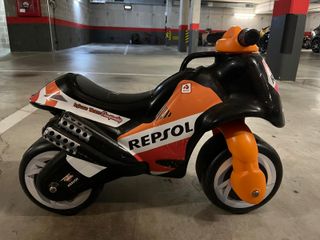 Moto Correpasillos Repsol para niños