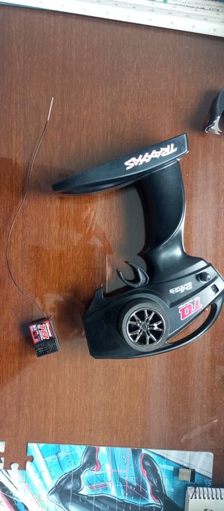 Radio y receptor traxxas rustler