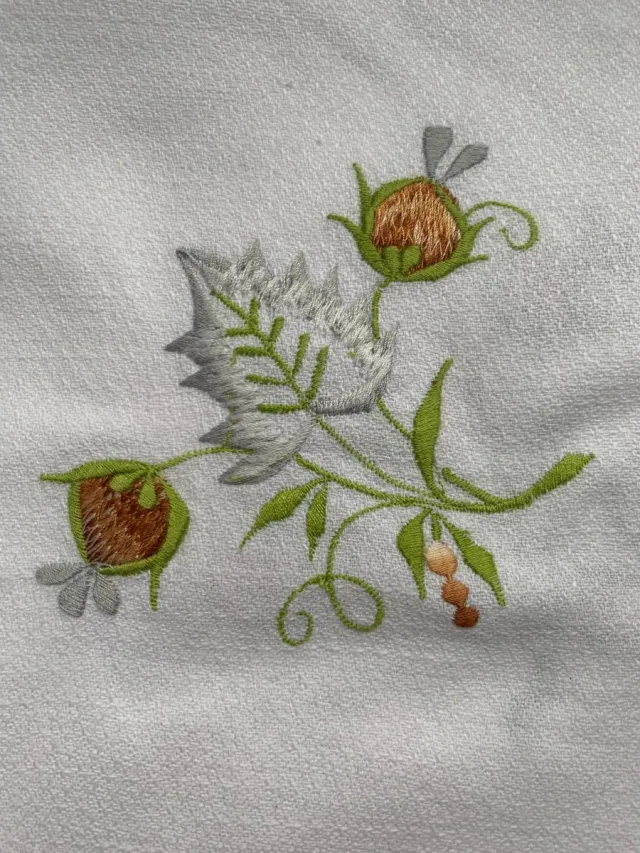 Conjunto mantel y 6 servilletas