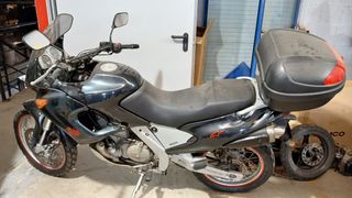Moto Aprilia Pegaso 550cc