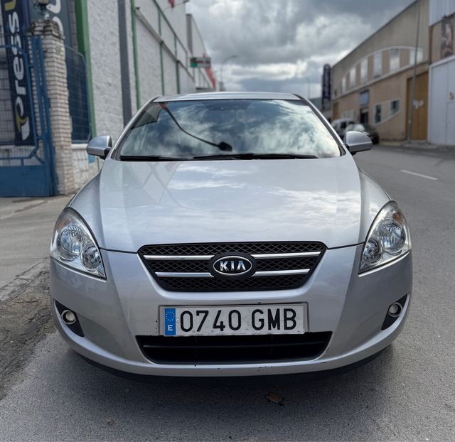 KIA Ceed 1.6CRDI 144.000klm 2009