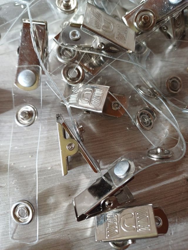 Mollette per cartellino