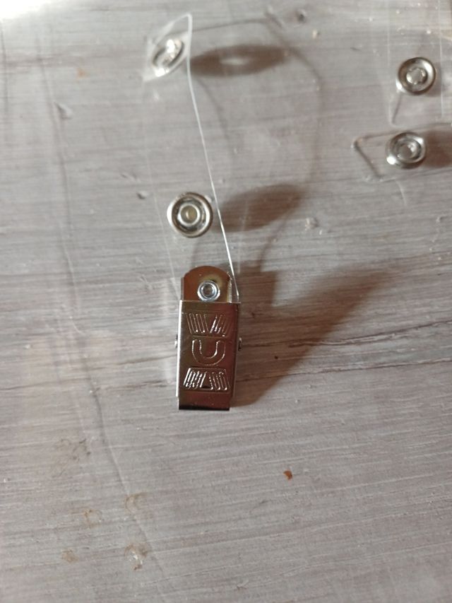 Mollette per cartellino