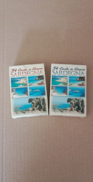 Carte da gioco.Un mazzo blu e uno rosso