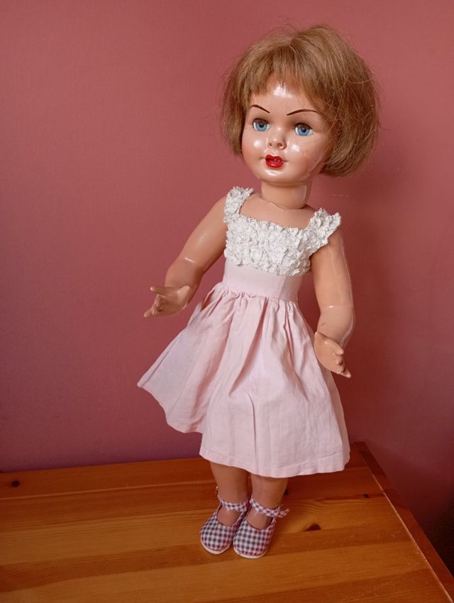 Antigua muñeca Lili